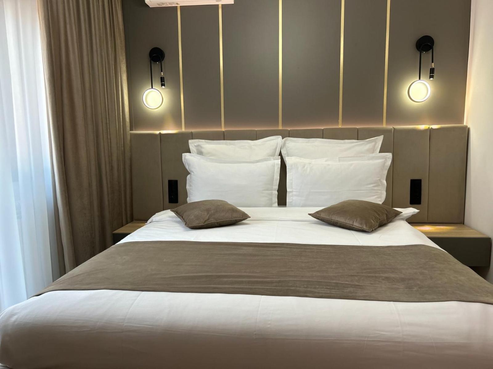 Visan Monarc Boutique Aparthotel - Self Check-In מראה חיצוני תמונה