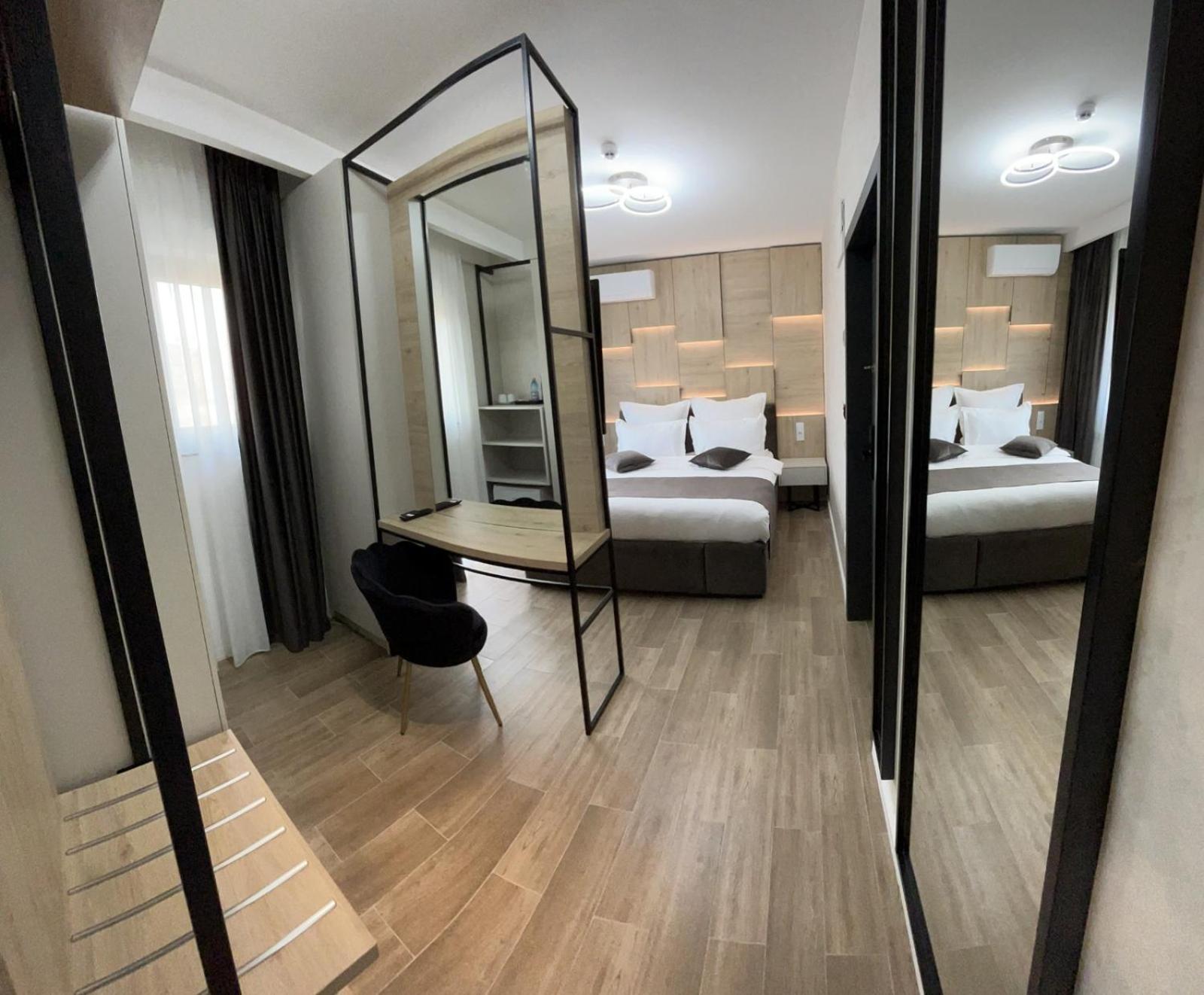 Visan Monarc Boutique Aparthotel - Self Check-In מראה חיצוני תמונה