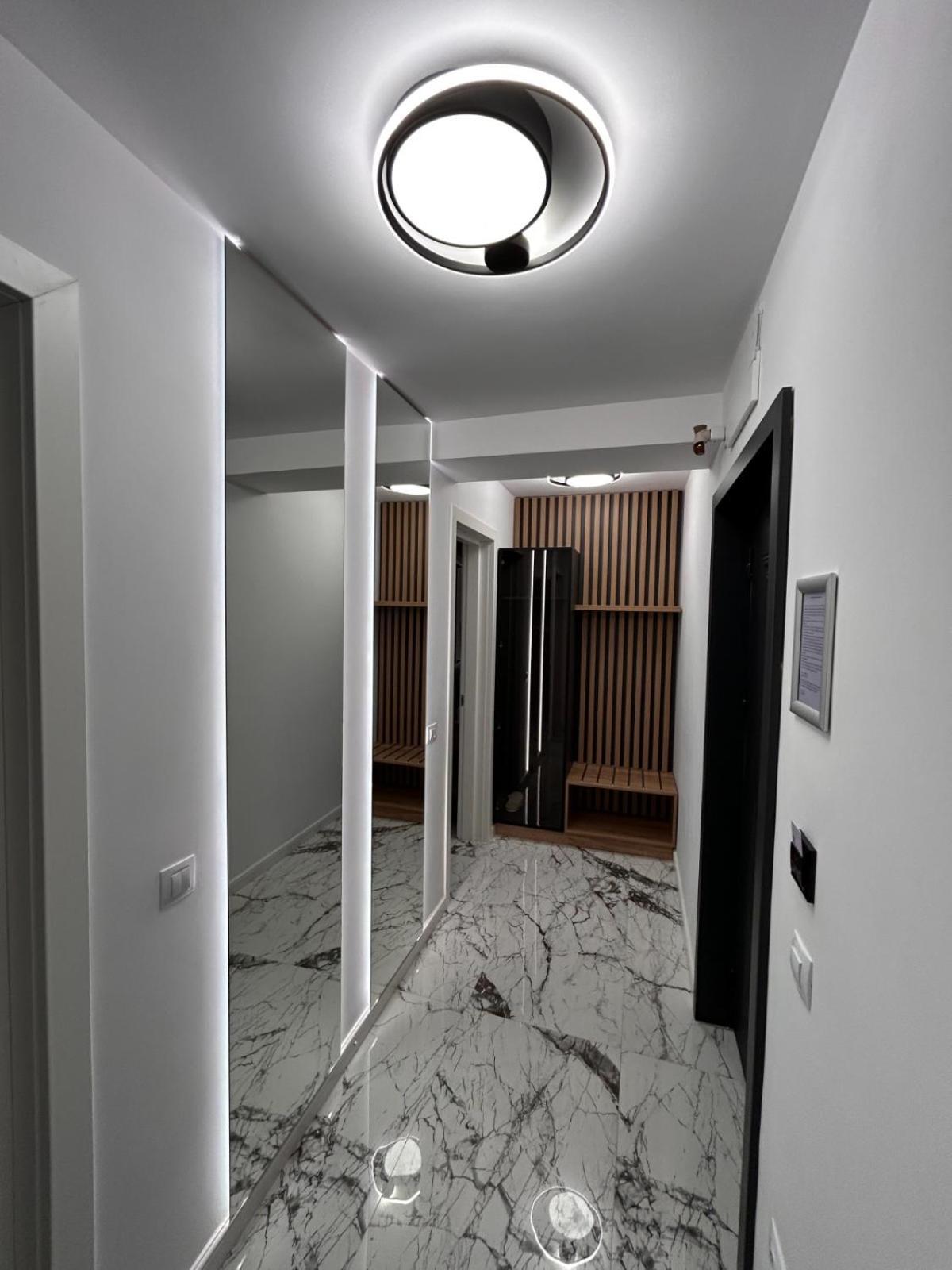 Visan Monarc Boutique Aparthotel - Self Check-In מראה חיצוני תמונה