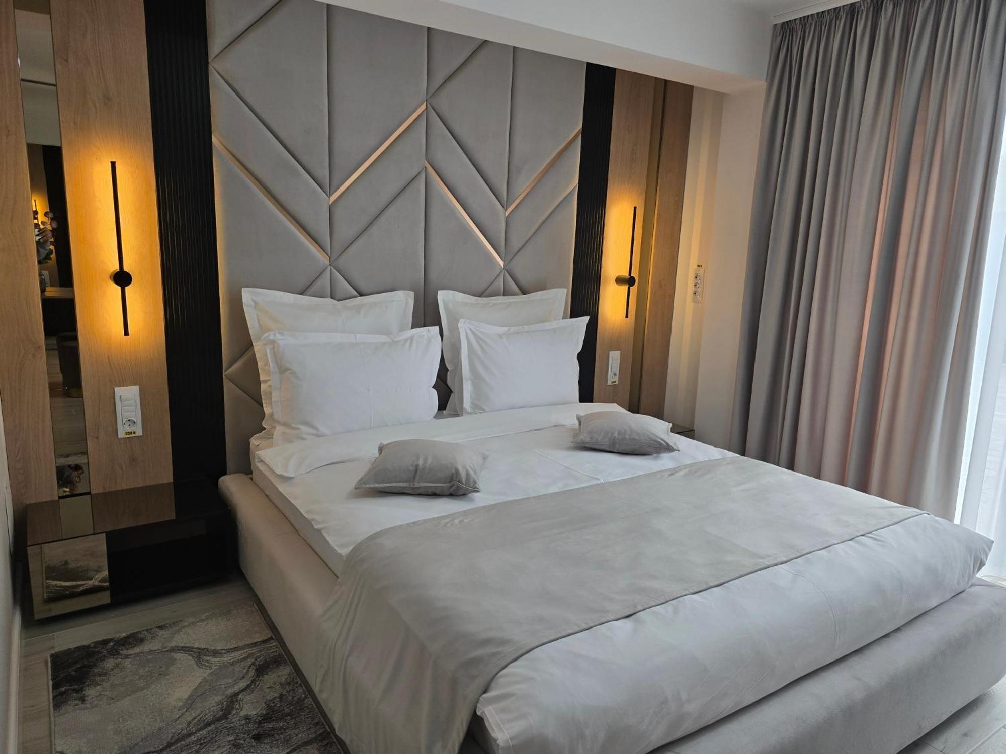 Visan Monarc Boutique Aparthotel - Self Check-In מראה חיצוני תמונה
