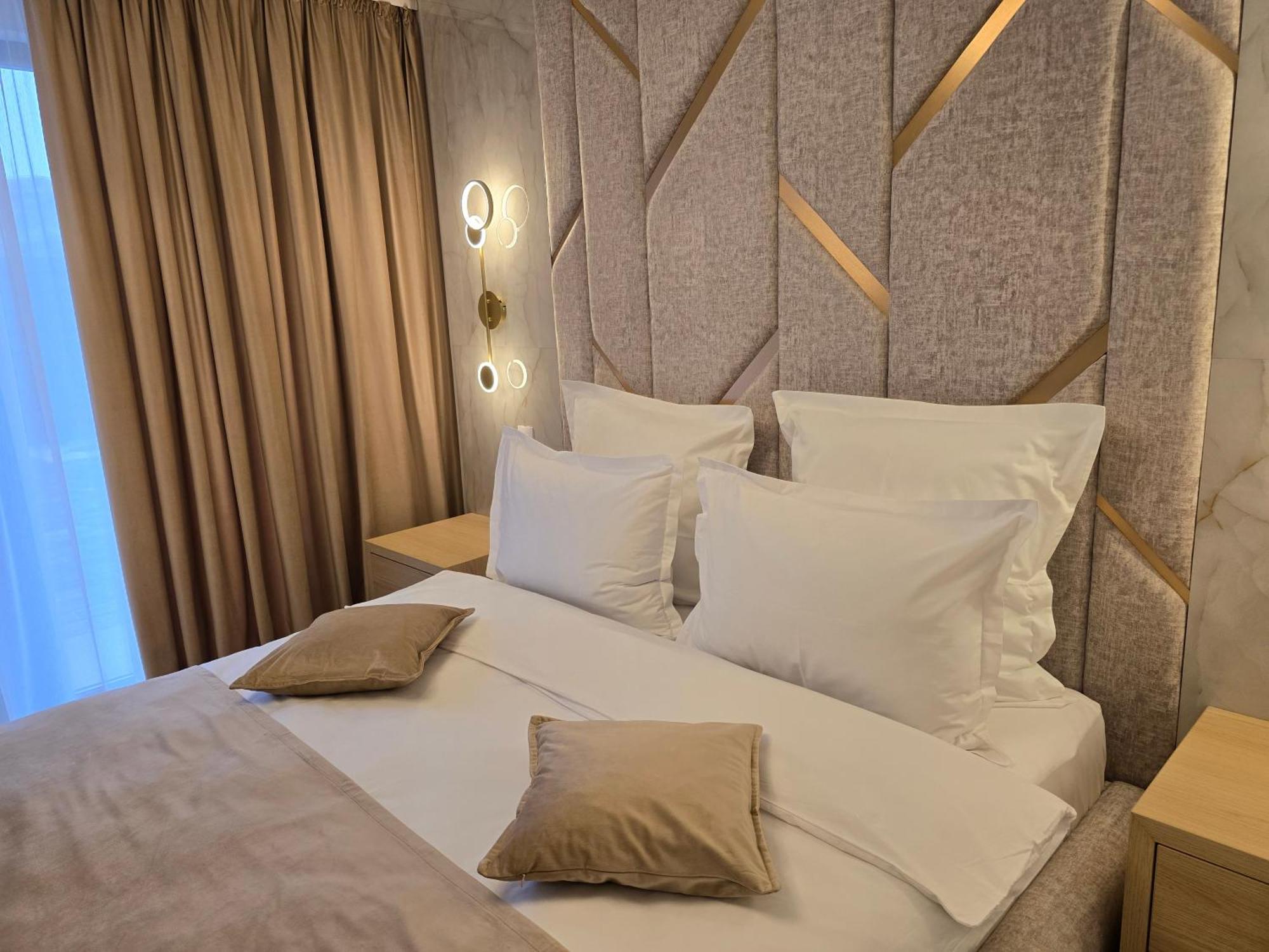 Visan Monarc Boutique Aparthotel - Self Check-In מראה חיצוני תמונה